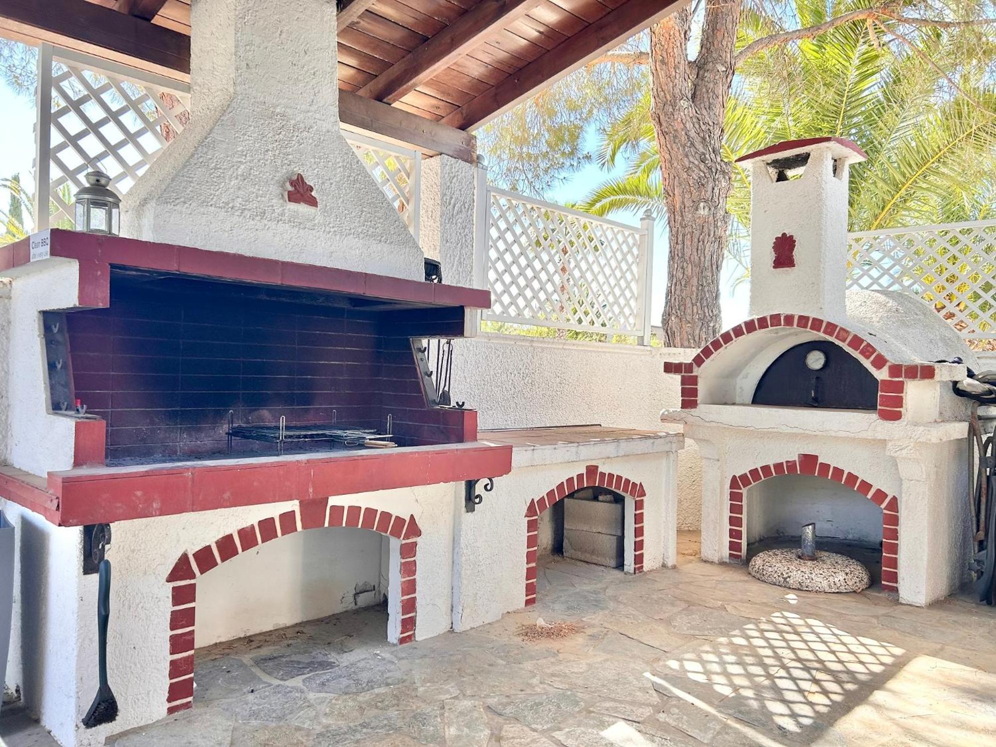 Villasonboard Dock Villa 3 Bed, 3 Bath, Canal, Greek Venice Porto Hydra Πλέπι Εξωτερικό φωτογραφία