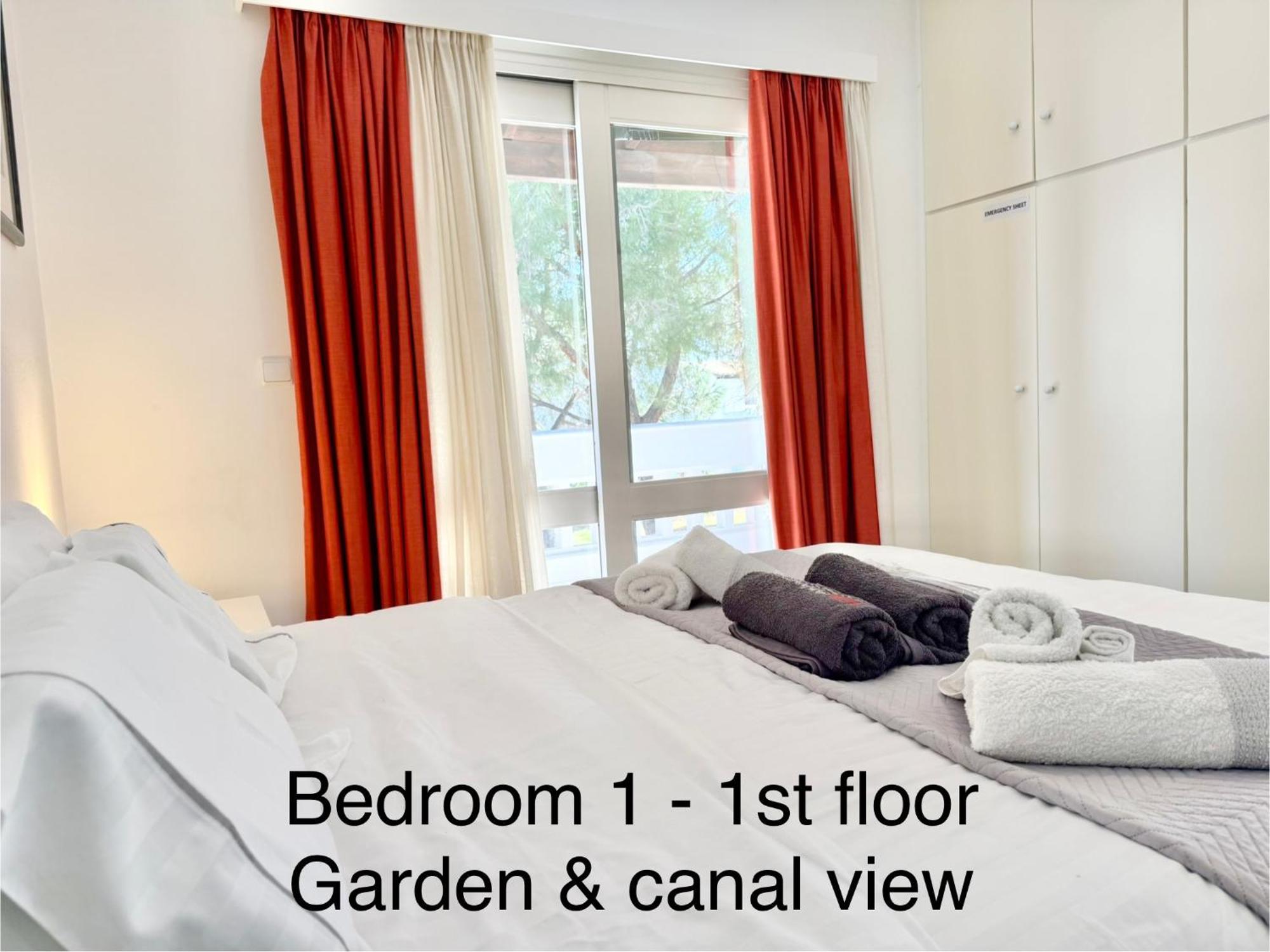 Villasonboard Dock Villa 3 Bed, 3 Bath, Canal, Greek Venice Porto Hydra Πλέπι Εξωτερικό φωτογραφία